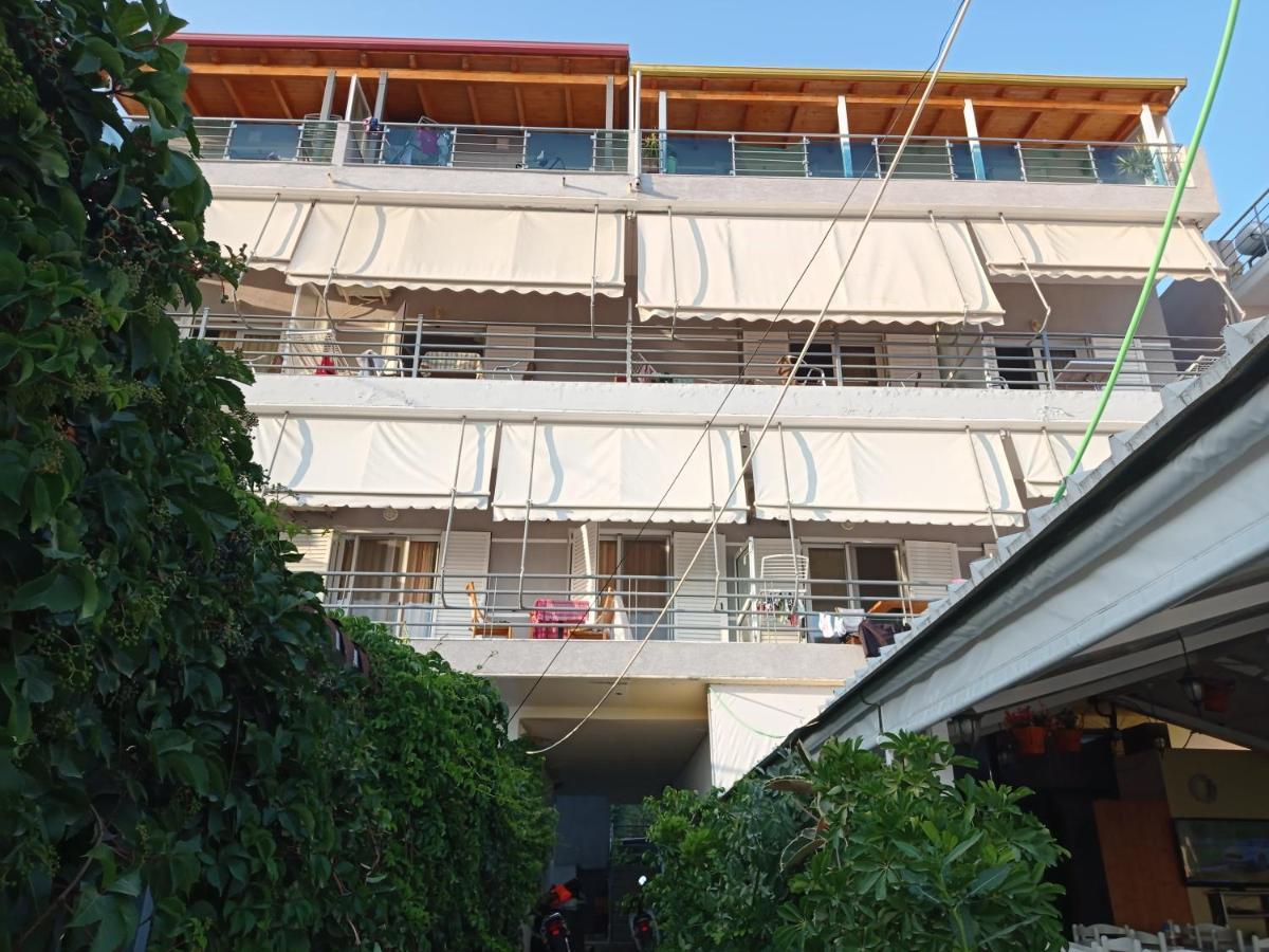 Wave N' Sea Apartments Himarë Eksteriør billede